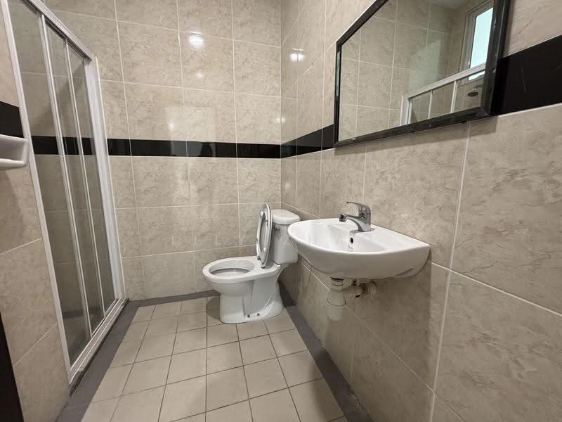 Semi-Detached House for Rent in Lintas Court (Penampang) - Lily Zhao - Bathroom - PropertyGuru.com.my
