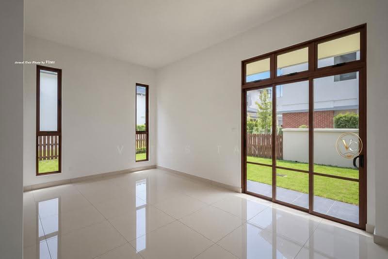Rumah Banglo untuk Dijual di Setia Eco Park (Setia Alam) - Vitas Tan - Living Room - PropertyGuru.com.my