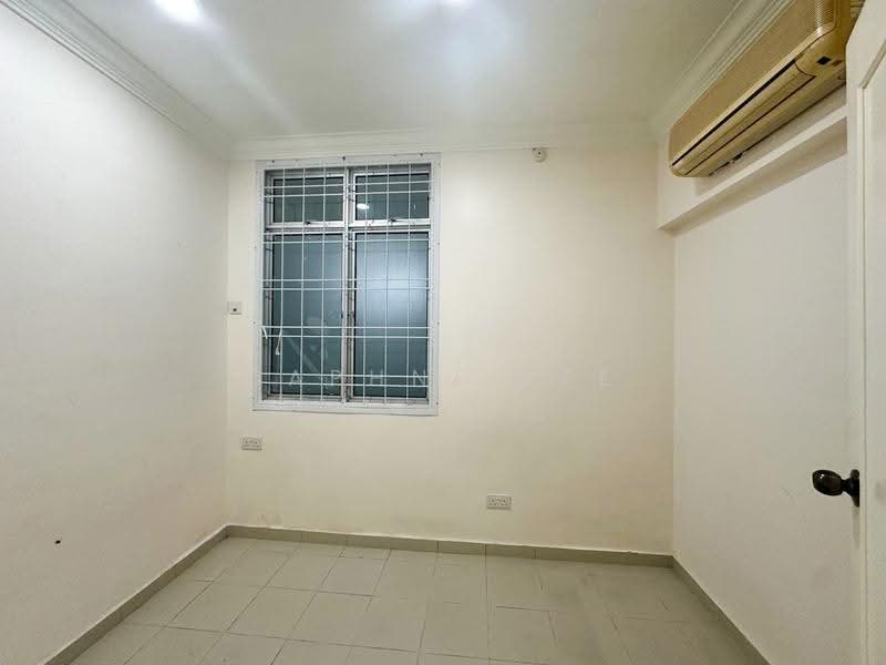 Apartment for Sale at Lake View Suites - Daphne Lee - Interior - PropertyGuru.com.my