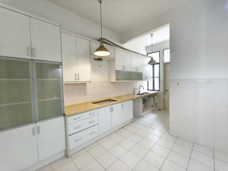 Rumah Teres untuk Dijual di Alam Impian (Shah Alam) - Amril Najmin - Kitchen - PropertyGuru.com.my