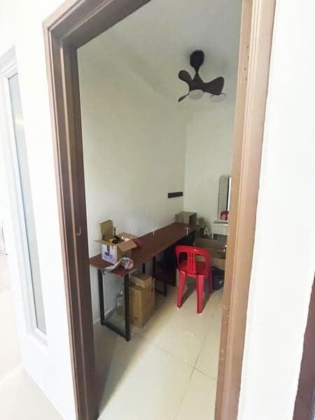 Service Residence for Sale at The Stone - Jerry Tan - Study - PropertyGuru.com.my