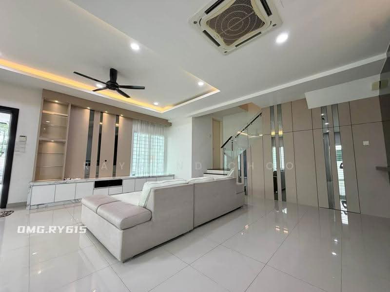 Semi-Detached House for Sale in Bandar Botanic (Klang) - Raymond Choo - Living Room - PropertyGuru.com.my