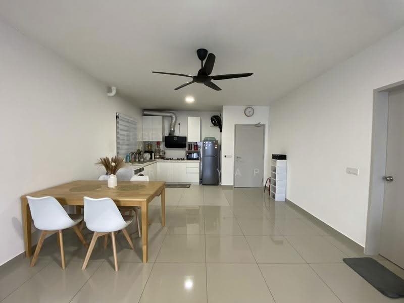 Kediaman Servis untuk Dijual di Huni @ Eco Ardence - Eric Yap - Dining Room - PropertyGuru.com.my