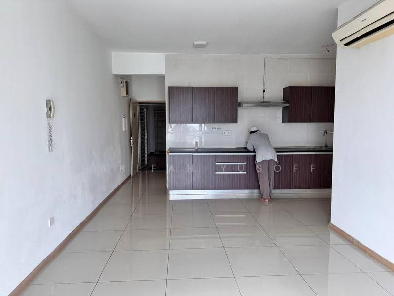 Service Residence for Sale at Vista Alam Serviced Apartment - Sharifah Yusoff - PropertyGuru.com.my