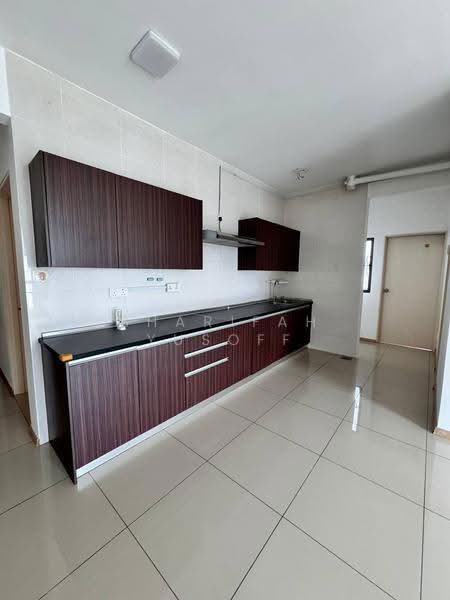 Service Residence for Sale at Vista Alam Serviced Apartment - Sharifah Yusoff - PropertyGuru.com.my