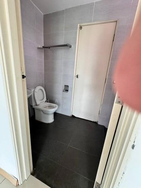 Service Residence for Sale at Vista Alam Serviced Apartment - Sharifah Yusoff - PropertyGuru.com.my