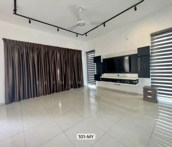 Semi-Detached House for Sale in Klang (Selangor) - Raymond Choo - Living Room - PropertyGuru.com.my