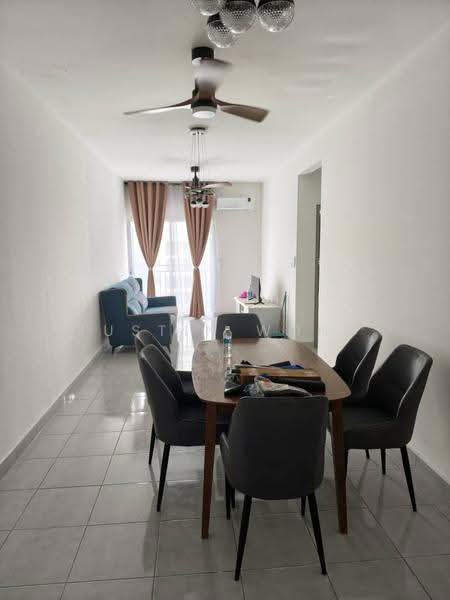 Rumah Flat untuk Disewa di Idaman Cahaya 2 - Justin Wong - Living Room - PropertyGuru.com.my