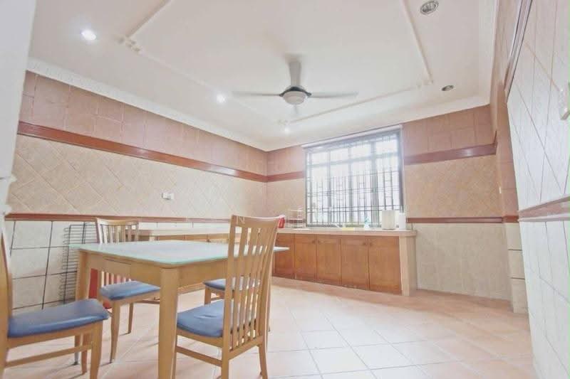 Rumah Teres 1-Tingkat untuk Dijual di Bandar Putra Kulai (Kulai) - Ken Liew - Kitchen - PropertyGuru.com.my