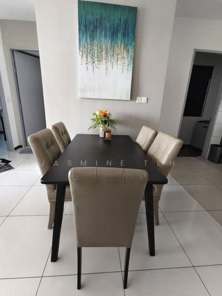 Kediaman Servis untuk Disewa di Luminari - Jasmine Teh - Dining Room - PropertyGuru.com.my