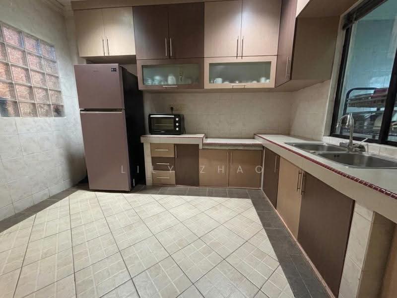 Rumah Teres 2-Tingkat untuk Disewa di Donggongon (Penampang) - Lily Zhao - Kitchen - PropertyGuru.com.my