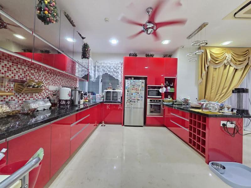 Rumah Banglo untuk Dijual di Cheras (Selangor) - Hei Kar Jun - Kitchen - PropertyGuru.com.my