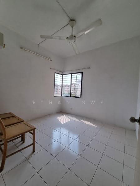 Kondominium untuk Dijual di De Rozelle - Ethan Swe - Interior - PropertyGuru.com.my