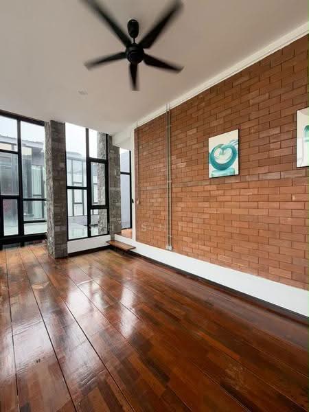Semi-Detached House for Rent in Johor Bahru (Johor) - Shishi . - Living Room - PropertyGuru.com.my
