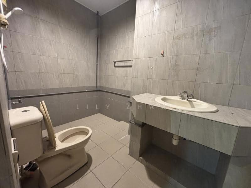 Rumah Berkembar untuk Disewa di Kolombong (Kota Kinabalu) - Lily Zhao - Bathroom - PropertyGuru.com.my
