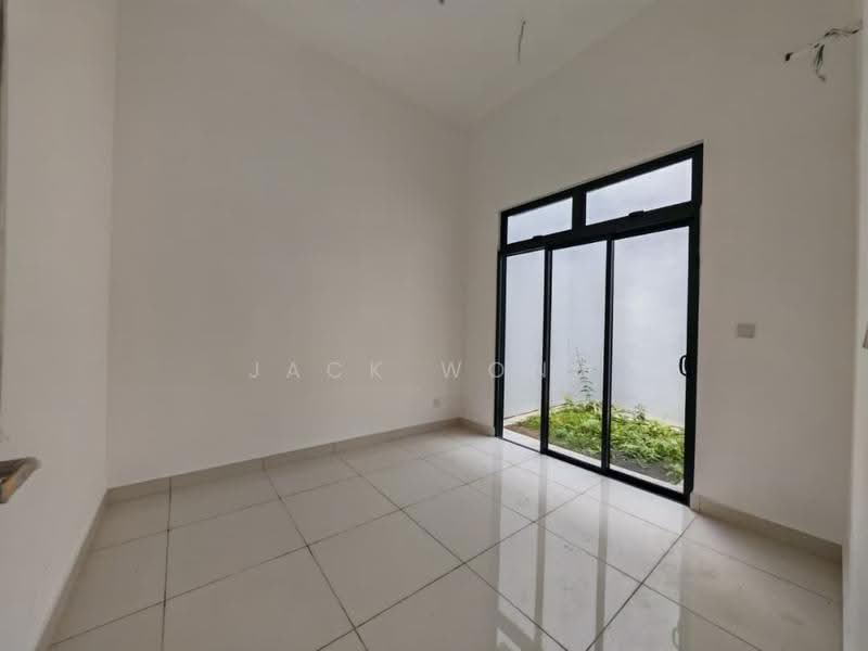 Rumah Kluster untuk Dijual di Johor Bahru (Johor) - Jack Wong - Living Room - PropertyGuru.com.my
