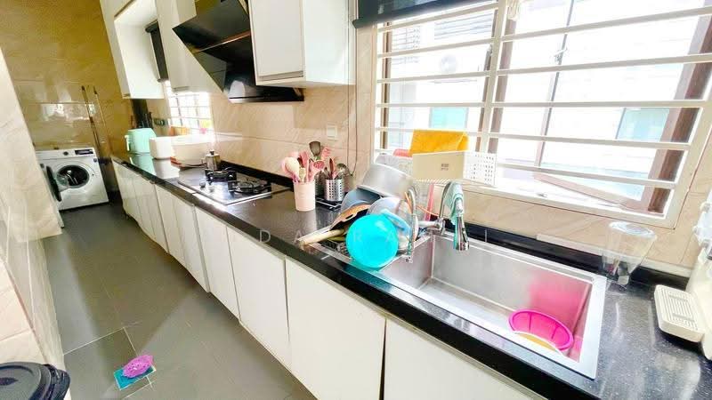 Rumah Teres untuk Dijual di Denai Alam (Shah Alam) - Aida Ramli - Kitchen - PropertyGuru.com.my