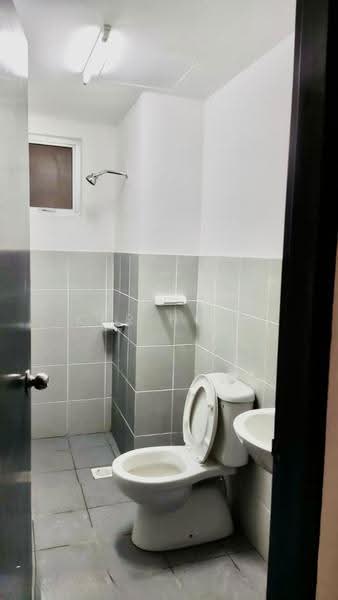 Service Residence for Rent at Kita Impian @ Cybersouth - Kar Hooi - Bathroom - PropertyGuru.com.my