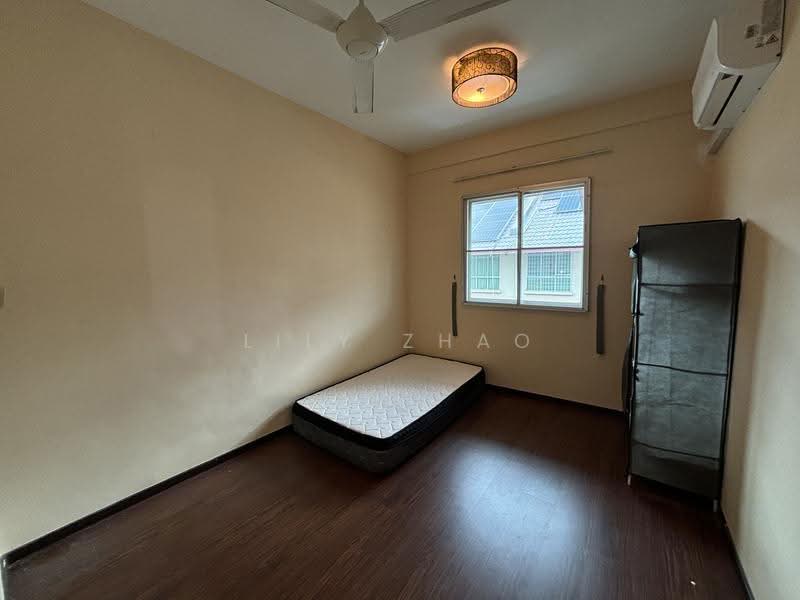 Townhouse for Rent in Penampang (Sabah) - Lily Zhao - Bedroom - PropertyGuru.com.my