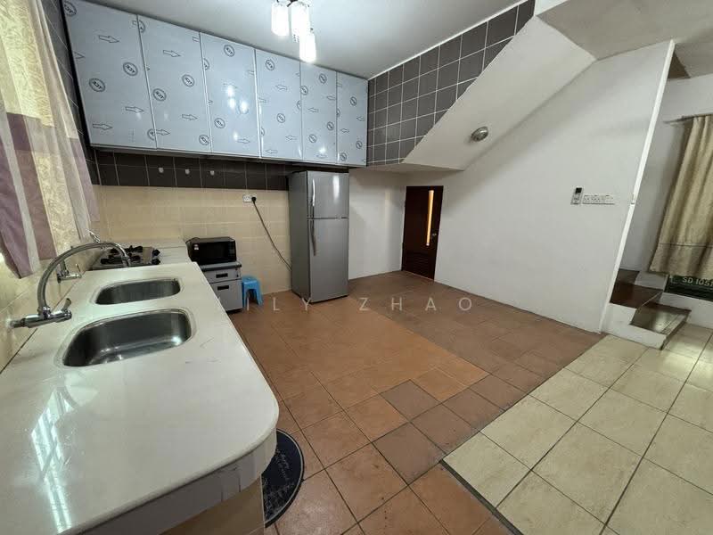 Townhouse for Rent in Penampang (Sabah) - Lily Zhao - Kitchen - PropertyGuru.com.my