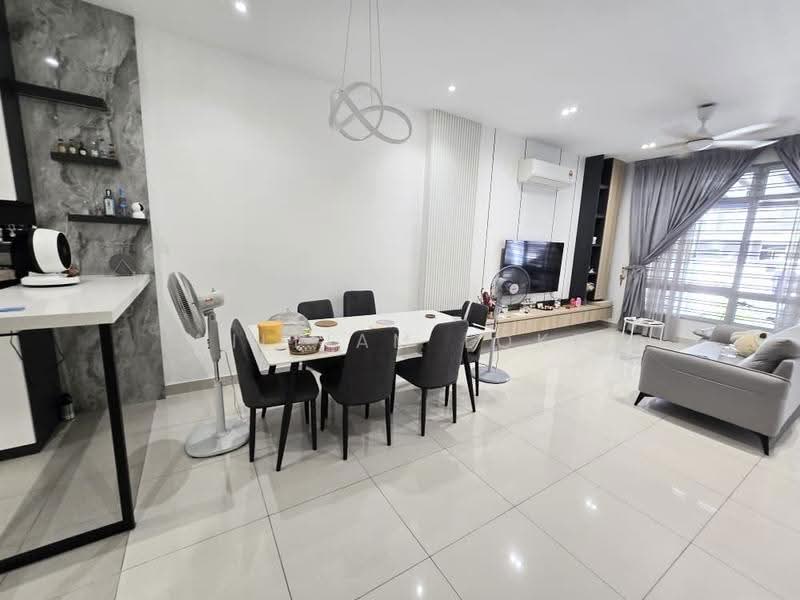 2-storey Terraced House for Sale in Skudai (Johor) - William Loke - Living Room - PropertyGuru.com.my