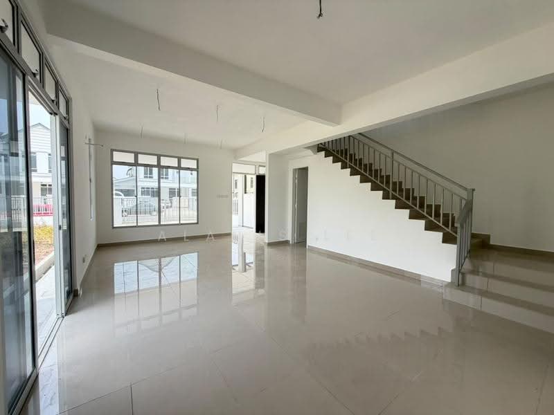 Cluster House for Sale in Johor Bahru (Johor) - Alanis Lee - Living Room - PropertyGuru.com.my
