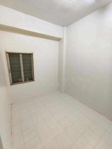 Flat for Rent at Dataran Otomobil - Danial Mohd Zaki - PropertyGuru.com.my