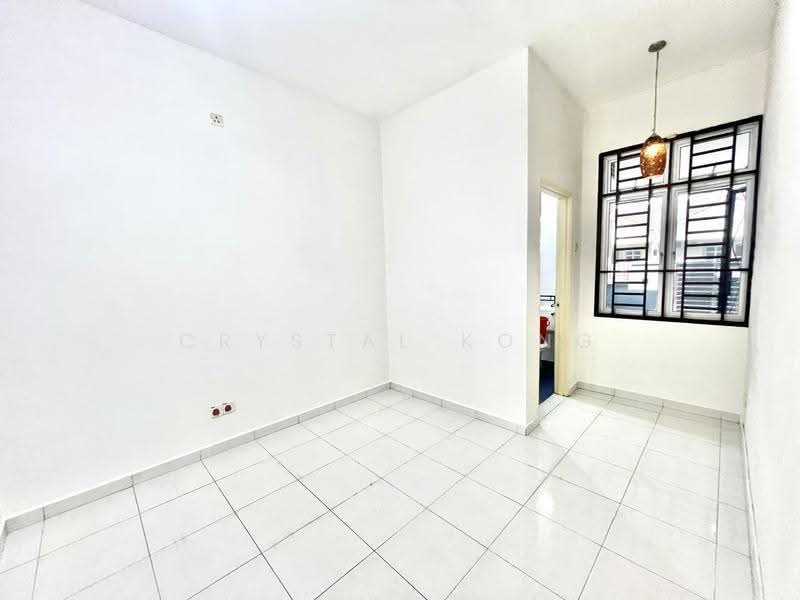 1-storey Terraced House for Sale in Taman Mount Austin (Tebrau) - Crystal Kong - Interior - PropertyGuru.com.my