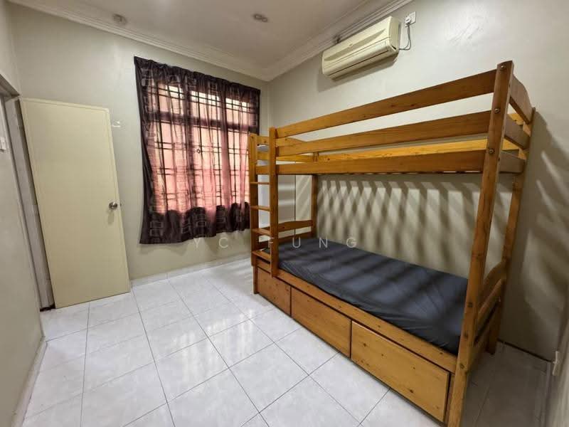 2-storey Terraced House for Rent in Johor Bahru (Johor) - YC Fung - Bedroom - PropertyGuru.com.my