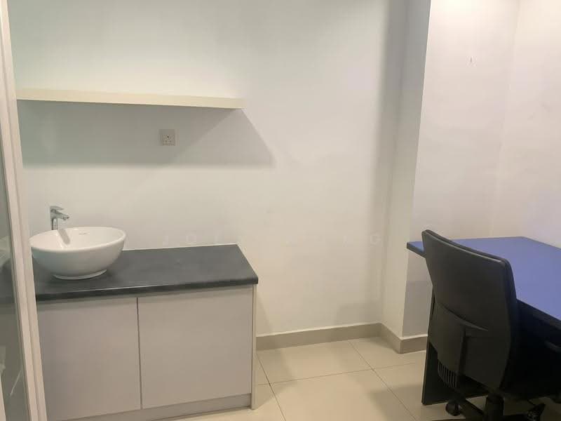 Rumah Teres 3-Tingkat untuk Dijual di Kinrara Residence (Puchong) - Joey Wong - Study - PropertyGuru.com.my
