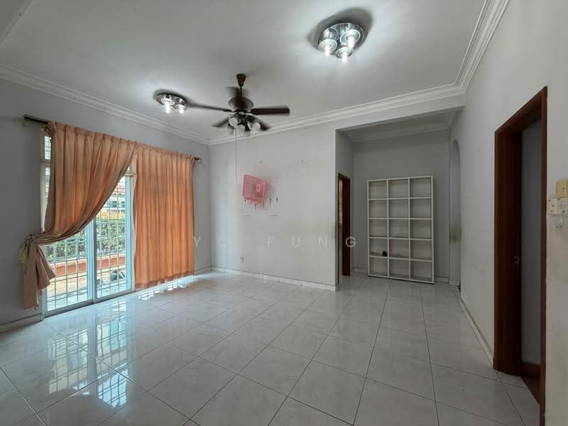 Semi-Detached House for Rent in Perling (Skudai) - YC Fung - Living Room - PropertyGuru.com.my