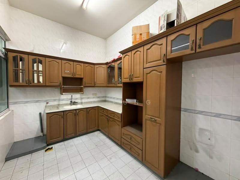 Semi-Detached House for Rent in Perling (Skudai) - YC Fung - Kitchen - PropertyGuru.com.my