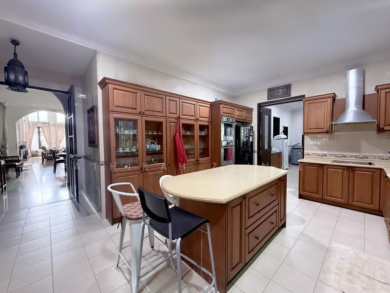 Bungalow House for Sale in Tropicana (Petaling Jaya) - Athikah Zainal - Kitchen - PropertyGuru.com.my