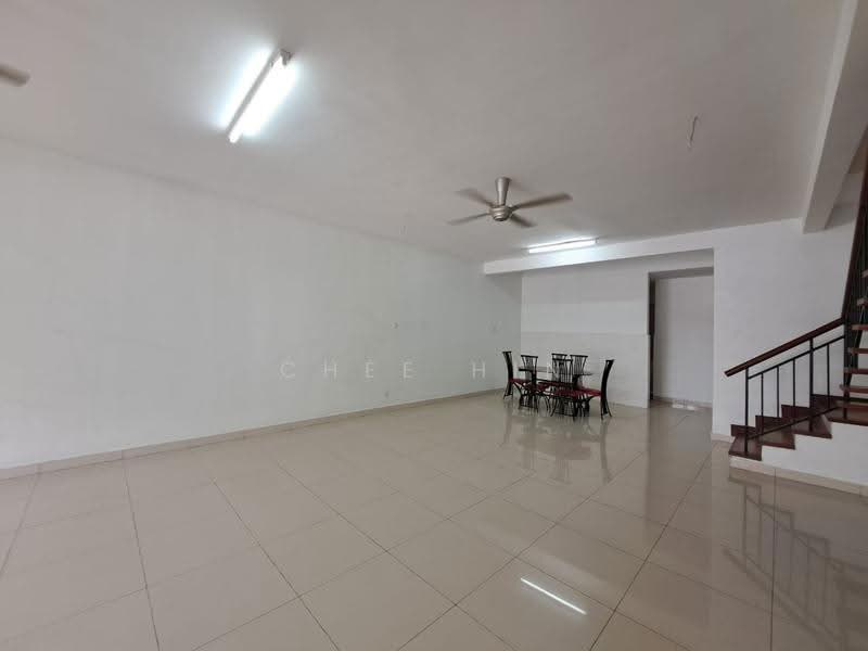 Rumah Teres 2-Tingkat untuk Dijual di Denai Alam (Shah Alam) - Chee Hin - Dining Room - PropertyGuru.com.my