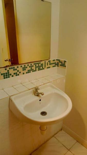 Kondominium untuk Disewa di Seri Maya Condominium - Woon Hoe Loh - Bathroom - PropertyGuru.com.my