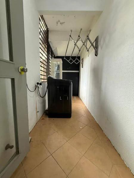 Apartment for Sale at Larkin Residence (Phase One) - Ah Liang - Corridor - PropertyGuru.com.my