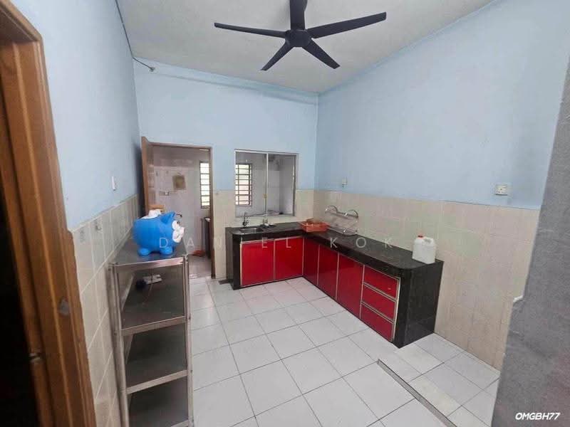 Rumah Teres 2-Tingkat untuk Dijual di Bandar Bukit Tinggi (Klang) - Daniel Kok - Kitchen - PropertyGuru.com.my