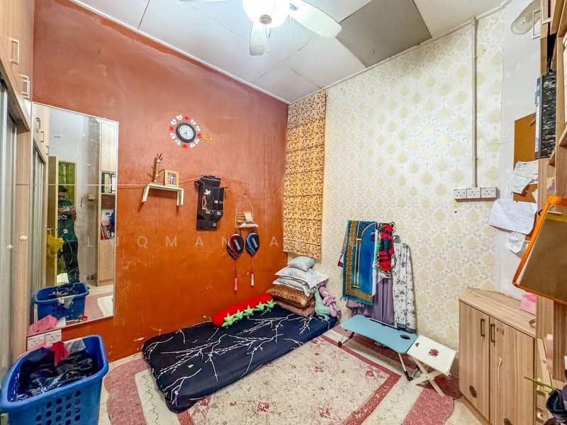 1-storey Terraced House for Sale in Taman Semenyih Impian (Semenyih) - Luqman Abdullah - Bedroom - PropertyGuru.com.my