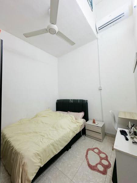 1-storey Terraced House for Sale in Taman Setia Indah (Tebrau) - Wan Ning - Bedroom - PropertyGuru.com.my