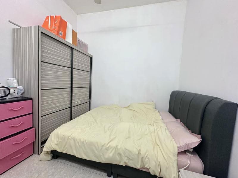 1-storey Terraced House for Sale in Taman Setia Indah (Tebrau) - Wan Ning - Bedroom - PropertyGuru.com.my