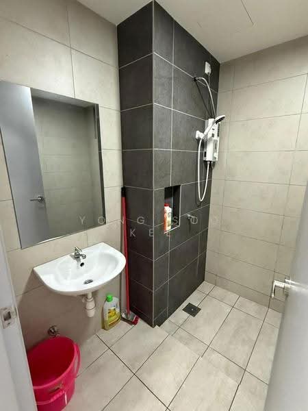 Service Residence for Rent at Luminari - Yong Soo Kee - Bathroom - PropertyGuru.com.my
