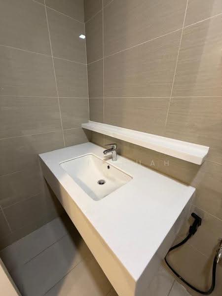 Kediaman Servis untuk Disewa di GEM Residences - Chris Huah - Bathroom - PropertyGuru.com.my
