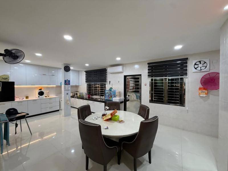 Rumah Teres 2-Tingkat untuk Dijual di Taman Impian Emas (Skudai) - Ah Liang - Kitchen - PropertyGuru.com.my