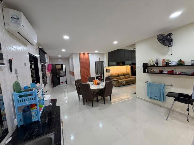 Rumah Teres 2-Tingkat untuk Dijual di Taman Impian Emas (Skudai) - Ah Liang - Living Room - PropertyGuru.com.my