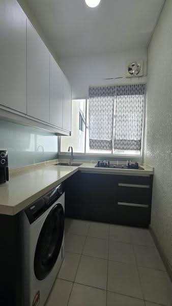 Kondominium untuk Disewa di The Peak Vista - Lulu Chin - Kitchen - PropertyGuru.com.my