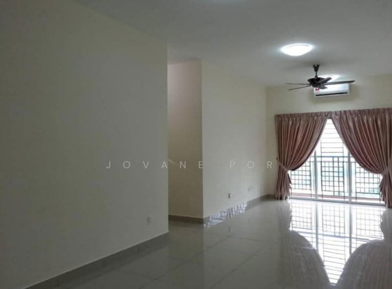 Kediaman Servis untuk Dijual di Connaught Avenue - Jovane Por - Living Room - PropertyGuru.com.my