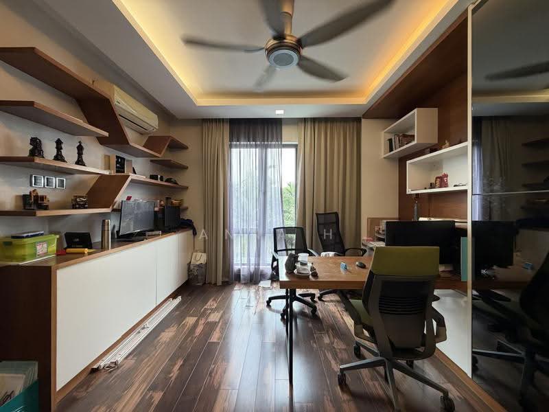 Rumah Banglo untuk Dijual di Taman Connaught (Cheras) - Anna H - Study - PropertyGuru.com.my
