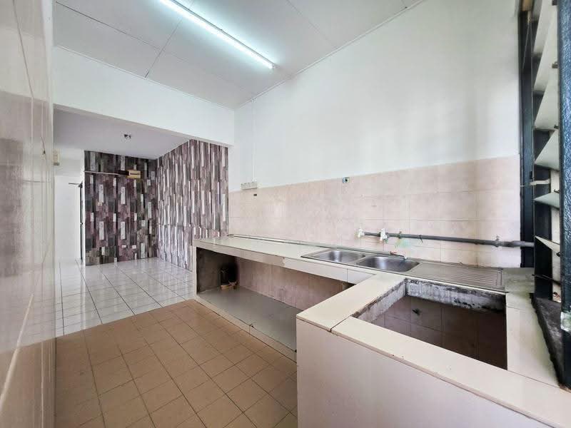 Pangsapuri untuk Dijual di Sri Puteri - Zul Syafiq - Kitchen - PropertyGuru.com.my