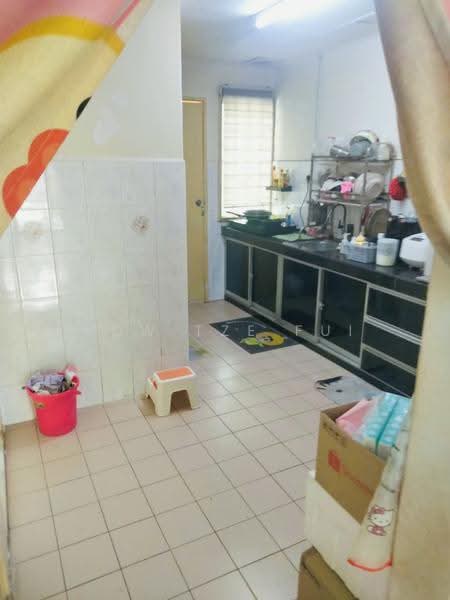 Rumah Teres 2-Tingkat untuk Dijual di Taman Sungai Kapar Indah (Kapar) - Kow Tze Fui - Kitchen - PropertyGuru.com.my