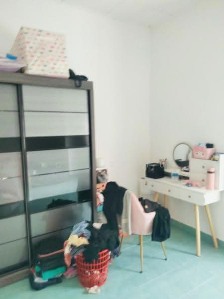 Rumah Teres 2-Tingkat untuk Dijual di Taman Sungai Kapar Indah (Kapar) - Kow Tze Fui - Bedroom - PropertyGuru.com.my